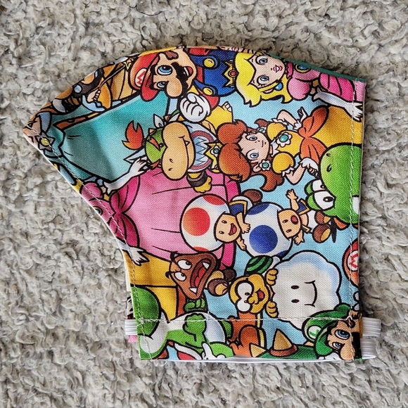 Super Mario Brothers face mask - Picture 2 of 4